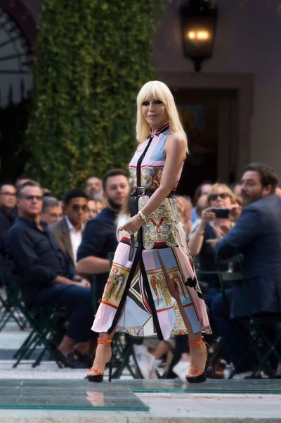 Look 51